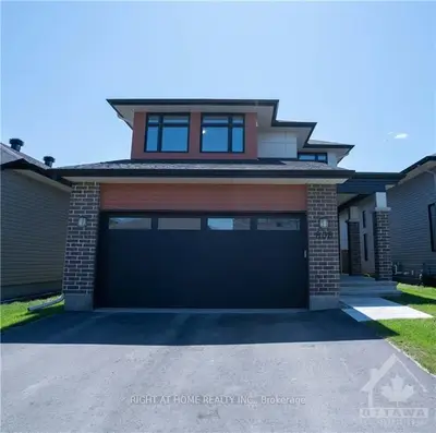 808 PERGOLA Place, Leitrim, ON K1T 0T8