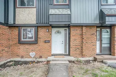426 MOODIE Drive E, Bells Corners and South to Fallowfield, ON K2H 8A6