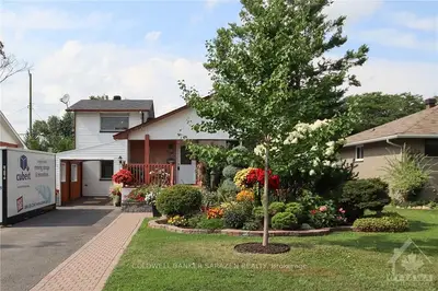 1255 RIDEOUT Crescent, Parkway Park - Queensway Terrace S and Area, ON K2C 2X9
