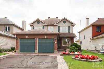 738 CLEARCREST Crescent, Orleans - Cumberland and Area, ON K4A 3E7