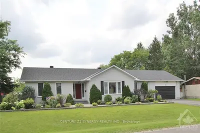 32 PRETTY Street, Stittsville - Munster - Richmond, ON K2C 1N5