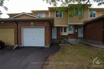 284 DES VISONS Place, Orleans - Cumberland and Area, ON K1E 2Y7