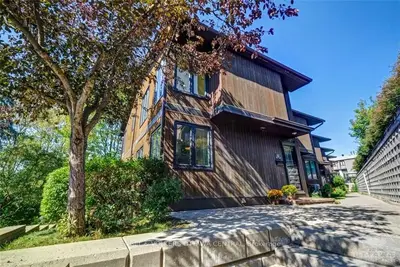 701 Richmond Road 13, Carlingwood - Westboro And Area, On K2a 0g6
