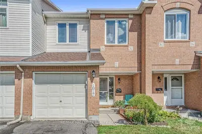 1917 WINDWOOD Place, Orleans - Convent Glen and Area, ON K1C 7K7