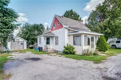 888 CHAPMAN Street, Clarence-Rockland, ON K4K 1C9