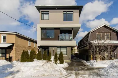 43 PINHEY Street, West Centre Town, ON K1Y 1T3