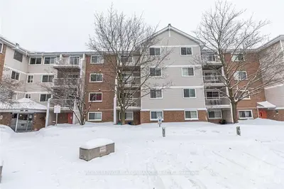 280 BRITTANY Drive 311, Manor Park - Cardinal Glen and Area, ON K1M 4M4