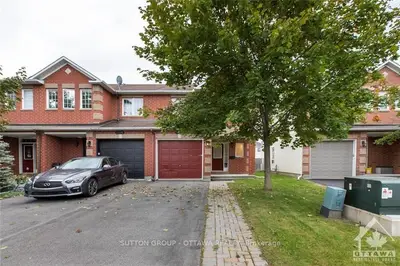 1116 BRASSEUR Crescent, Orleans - Cumberland and Area, ON K4A 5A2