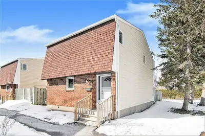 225 PETRIE Lane, Kanata, ON K2K 1Z5