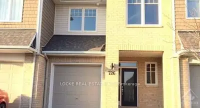 726 HAZELNUT Crescent, Blossom Park - Airport and Area, ON K1T 0K3
