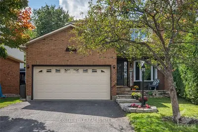 15 DOREY Court, Kanata, ON K2L 2V5