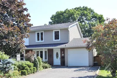 15 BAINBRIDGE Avenue, South of Baseline to Knoxdale, ON K2G 3T1