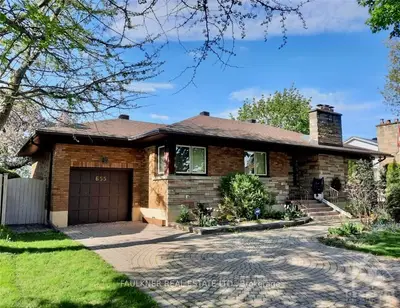 655 PORTAGE Avenue, Elmvale Acres and Area, ON K1G 1T2