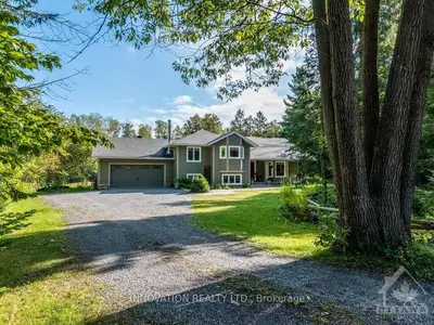 102 LANDMARK Court, Carp - Dunrobin - Huntley - Fitzroy and Area, ON K0A 2H0