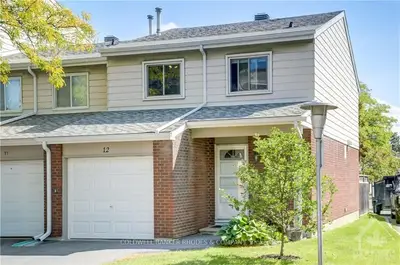 2669 SOUTHVALE Crescent 12, Elmvale Acres and Area, ON K1B 4V2