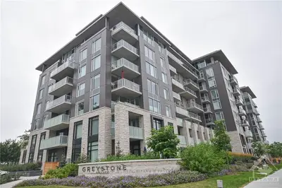 530 DE MAZENOD Avenue 805, Glebe - Ottawa East and Area, ON K1S 5W8