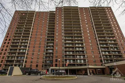 665 BATHGATE Drive 712, Overbrook - Castleheights and Area, ON K1K 3Y4