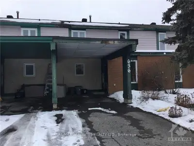 636 SEYTON Drive, Bells Corners and South to Fallowfield, ON K2H 7X5