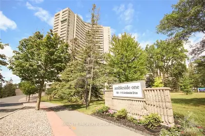 1081 AMBLESIDE Drive 2508, Woodroffe, ON K2B 8C8