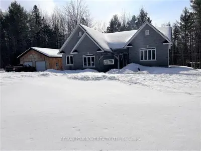 1040 MILLER Road, Laurentian Hills, ON K0J 1J0