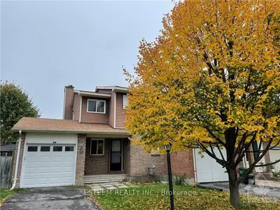 24 SOVEREIGN Avenue, South of Baseline to Knoxdale, ON K2G 4W8