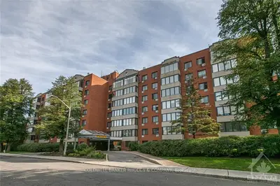 225 ALVIN Road 707, Manor Park - Cardinal Glen and Area, ON K1K 4H6