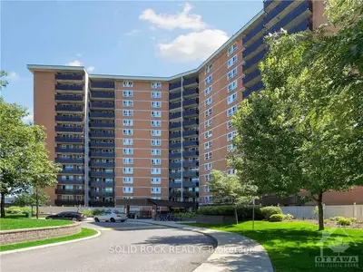2000 JASMINE Crescent 105, Beacon Hill North - South and Area, ON K1J 8K4
