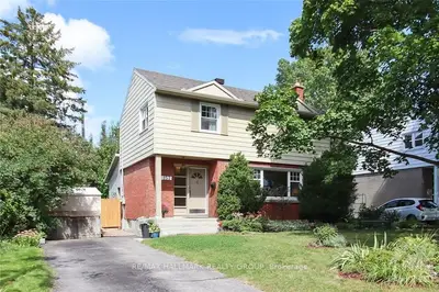 157 RACHAEL Avenue, Alta Vista and Area, ON K1H 6C5