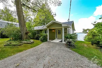 28 R2 Road, Rideau Lakes, ON K0G 1L0