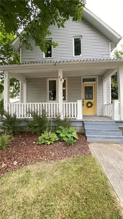 10 CAMERON Street, Whitewater Region, ON K0J 1C0