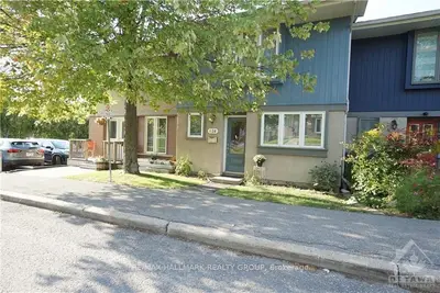 128 COSTELLO Avenue, South of Baseline to Knoxdale, ON K2H 7C5