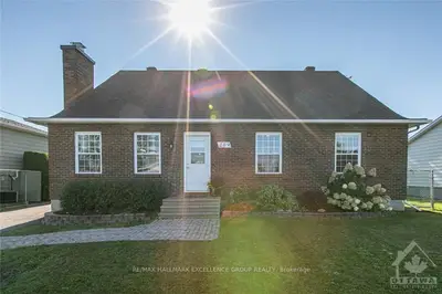 209 ST DENIS Street, Clarence-Rockland, ON K4K 1B7