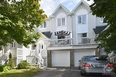 46 CASTLEGREEN, Hunt Club - South Keys and Area, ON K1T 3N4