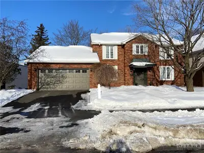 3539 PAUL ANKA Drive, Hunt Club - Windsor Park Village and Area, ON K1V 9K7