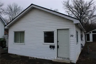 30 DELHI Street, Brockville, ON K6V 4H3