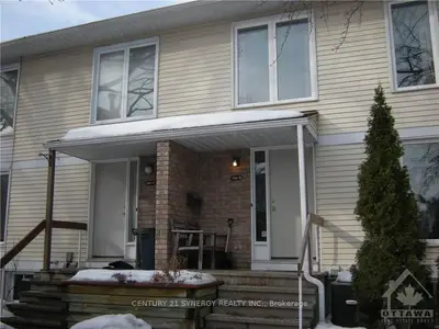 294 DALEHURST Drive E, Tanglewood - Grenfell Glen - Pineglen, ON K2G 4E4
