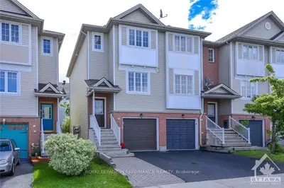 11 SCOUT Street, Carlington - Central Park, ON K2C 4B9