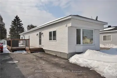 1020 VISTA BARRETT, Greely - Metcalfe - Osgoode - Vernon and Area, ON K4P 1C8