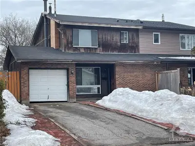 3356 CHILLIWACK Way, Blossom Park - Airport and Area, ON K1T 1P5