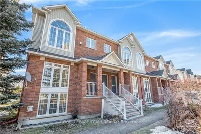 1512 WALKLEY Road 24, Hunt Club - South Keys and Area, ON K1V 2G7