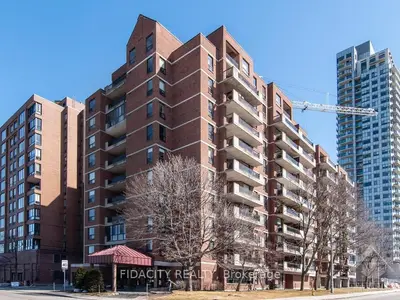 50 EMMERSON Avenue 503, West Centre Town, ON K1Y 4P7