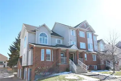 4474 HARPER Avenue, Cyrville - Carson Grove - Pineview, ON K1J 1E1