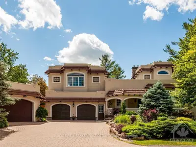 22 LENNON Drive, Blossom Park - Airport and Area, ON K1V 1G9