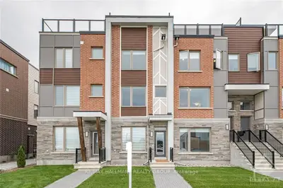 926 MOSES TENNISCO Street, Manor Park - Cardinal Glen and Area, ON K1K 4Z9