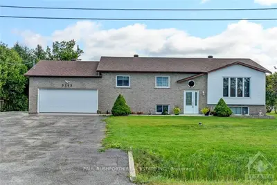 3245 SARSFIELD Road, Orleans - Cumberland and Area, ON K0A 3E0
