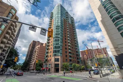 445 Laurier Avenue 1703, Lower Town - Sandy Hill, On K1n 6r4