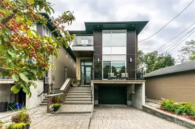 376 WILMONT Avenue C, Carlingwood - Westboro and Area, ON K2A 0B1