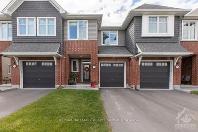 738 CAP-DIAMANT Way, Orleans - Cumberland and Area, ON K4A 3N6