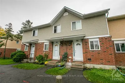 6484 BILBERRY Drive, Orleans - Convent Glen and Area, ON K1C 4N8