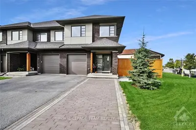 159 HAWKESWOOD Drive, Blossom Park - Airport and Area, ON K4M 0E6